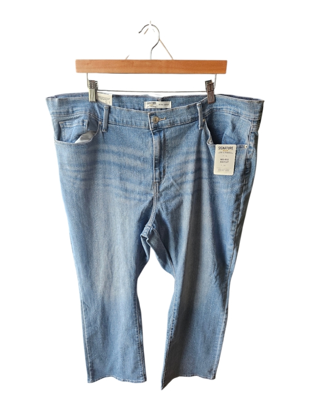 Signature by Levi Strauss & Co Gold Label Mid-Rise Bootcut Jeans Size 22M